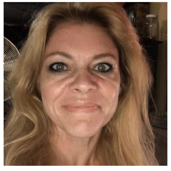 Meet your Posher, Heather - Picture 2 of 8